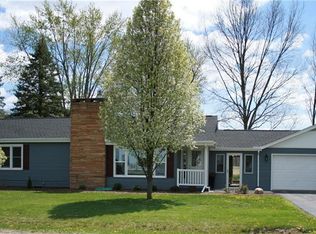 2814 Batestown Rd, Oakwood, IL 61858