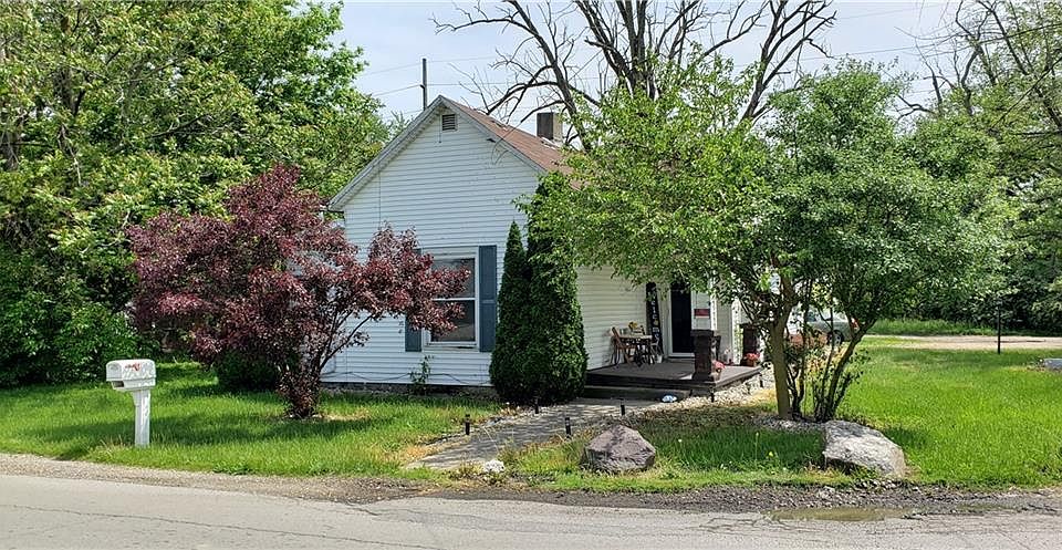 1st image of 601 E Centennial Ave