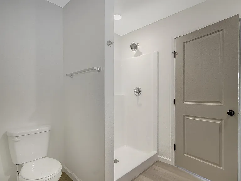 South - Shower