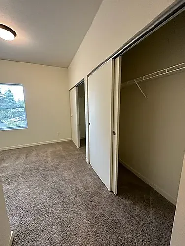 The Lavonne Apartments — Photo 33