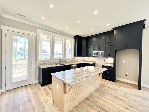 4th image of 81 Idle Place Cir Lot 8