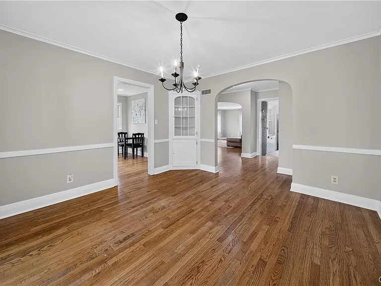 103 Pelham Rd — Photo 10