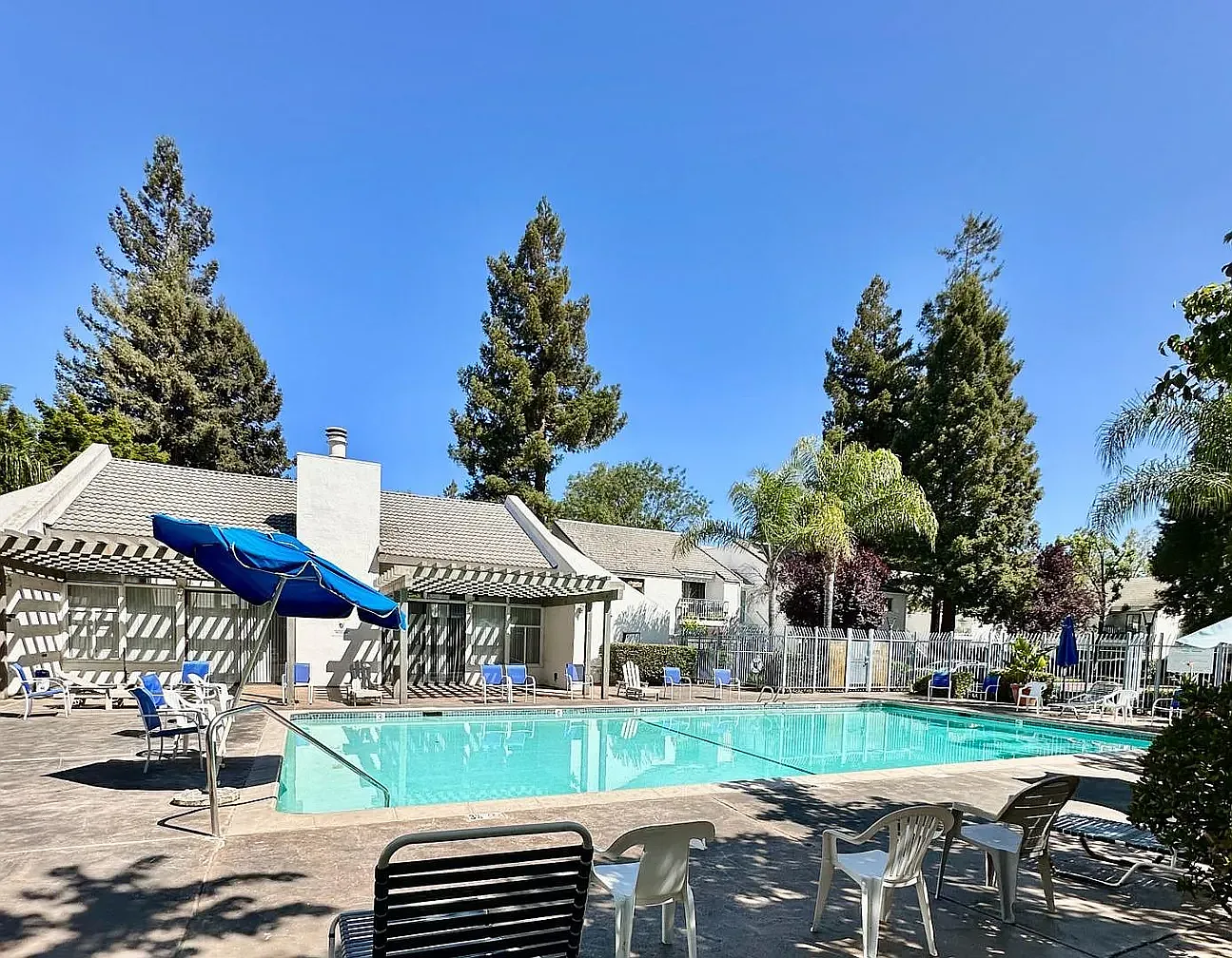 1 bed, 632 sqft, $2,200 — Photo 1