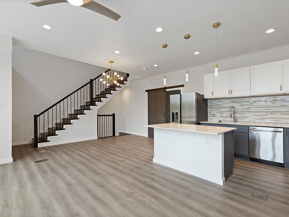 1st image of 4528 Live Oak St #3