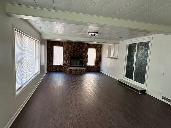 2nd image of 417 NW 50th St
