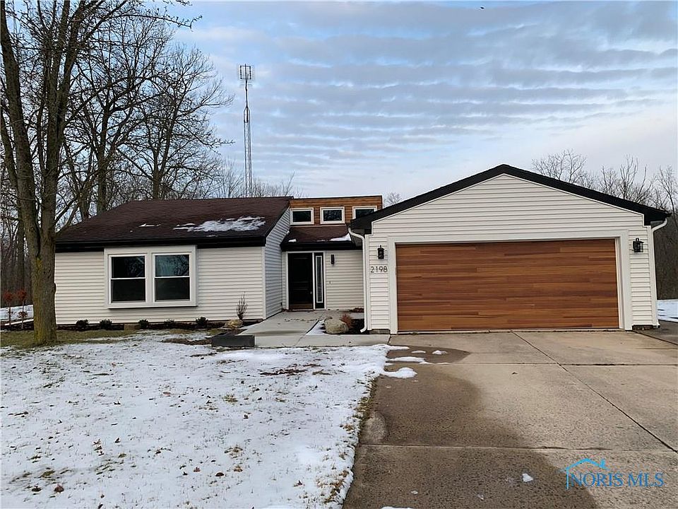 1st image of 2198 Hawthorne Dr