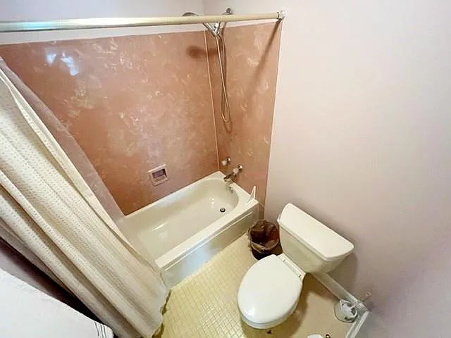 323 Morgan St #D — Photo 15