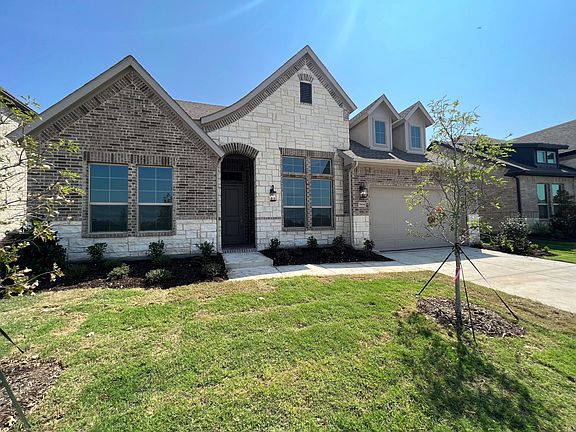 2nd image of 3908 Kingston Ln