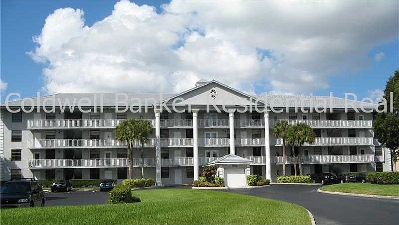 1st image of 1532 Whitehall Dr APT 104
