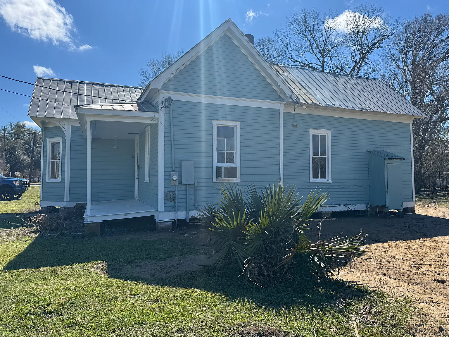 2 bed, 1.5 bath, 1200 sqft, $800 — Photo 3