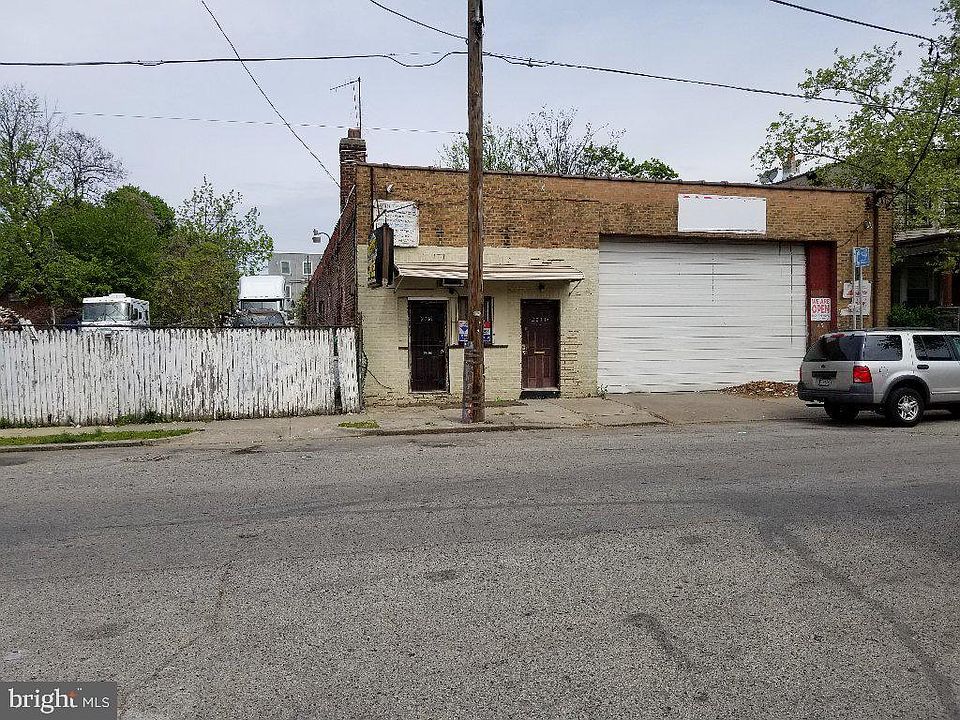 1st image of 2011 Eastburn Ave #21