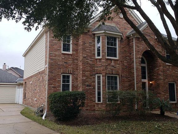 3rd image of 510 Clear Point Ct