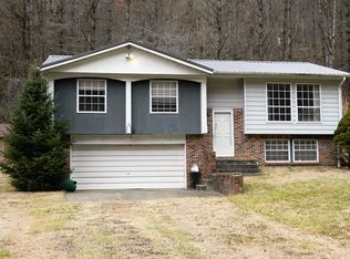 229 Lowes Br, Pikeville, KY 41501