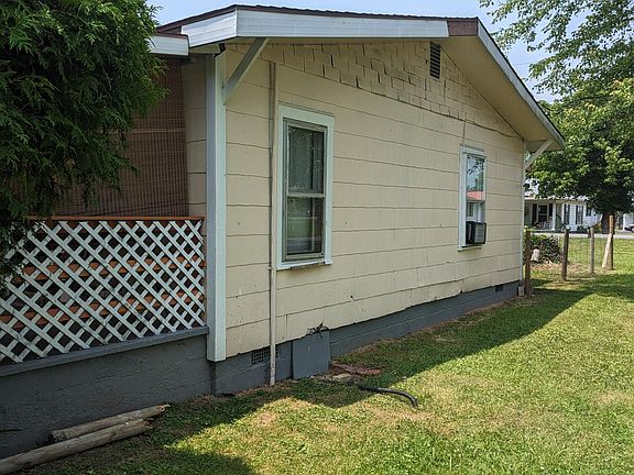 5th image of 1801 Exeter Ave