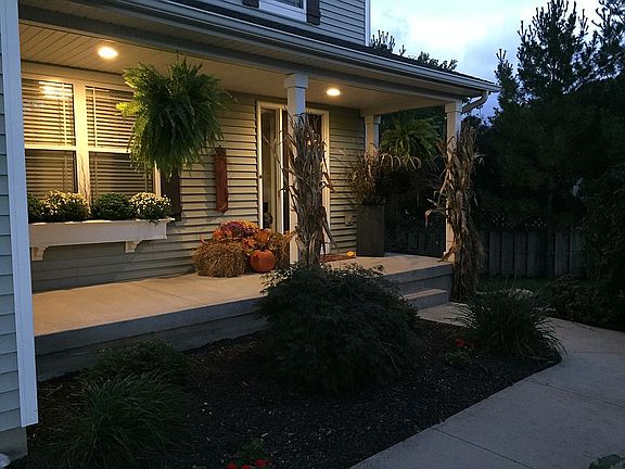 2nd image of 9116 Alanada Dr SE