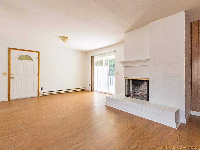 3421-3439 SW 125th Ave — Photo 3