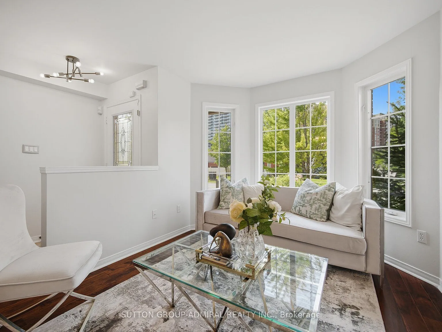 3 bed, $3,499 — Photo 4