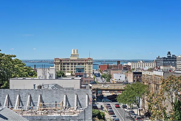 Sold by Douglas Elliman | media 21