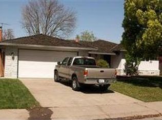 6796 Orleans Way, Sacramento, CA 95831