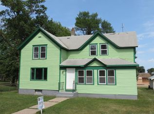 226 S Main Ave, Colman, SD 57017