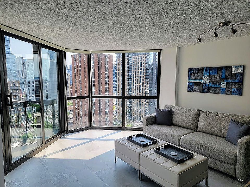 Living Room w/City Views