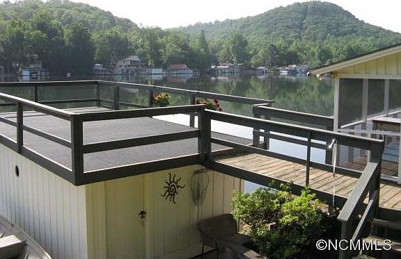 2nd image of 1632 W Lakeshore Dr
