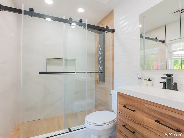 15 Farrell Rd — Photo 14