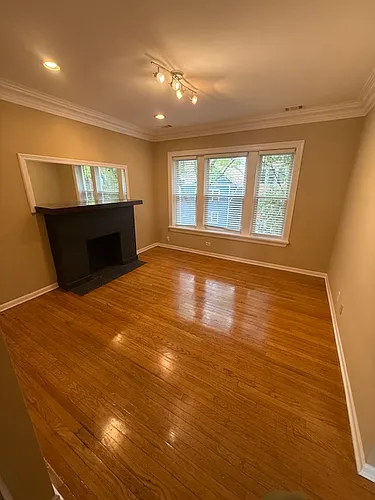1510 W Ardmore Ave #2 Photo 1