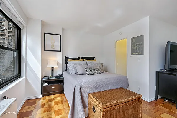 Sold by Corcoran | media 10