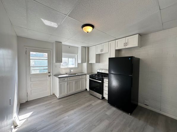1721 S Canal St #2