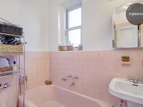 5th image of 10905 72nd Ave APT 6F