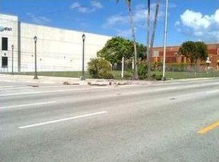 2101 NE 163rd St, North Miami Beach, FL 33162
