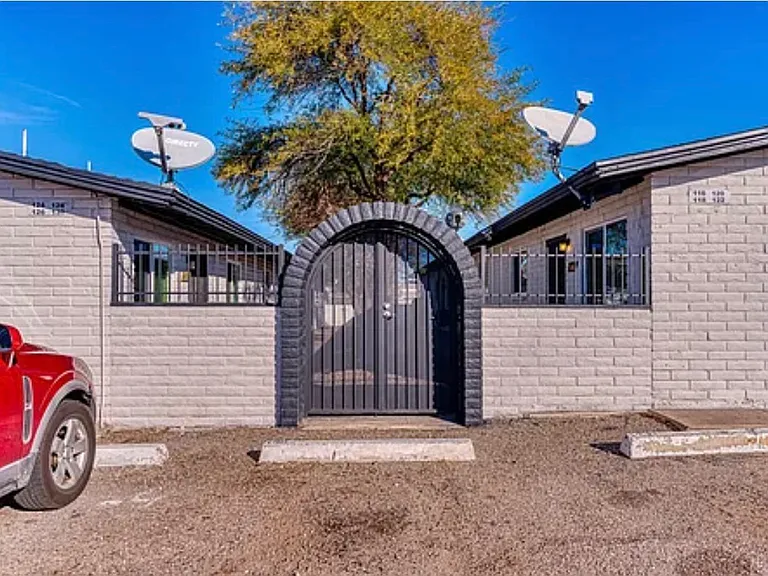 116 W Rillito St #116 — Photo 11