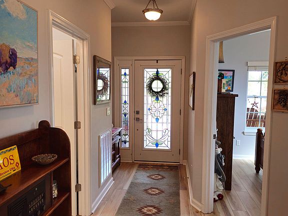 3rd image of 451 The Gardens Dr