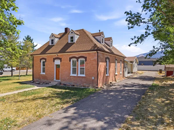 204 E 100 N, Meadow, UT 84644