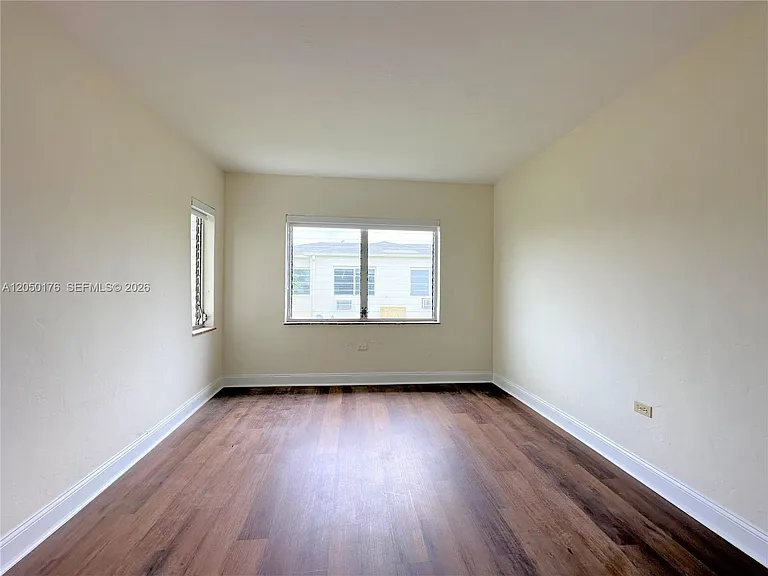 1920 Biarritz Dr #3 — Photo 13