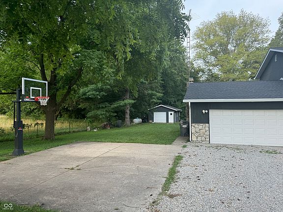 4th image of 12220 S County Road 500 E