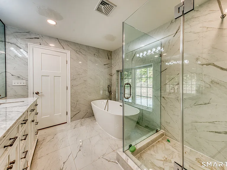 171 Oregon Rd — Photo 28