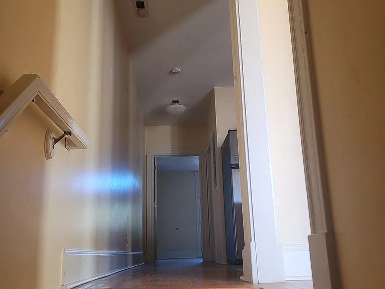 4549-4551 Oakland Ave #4549A — Photo 10