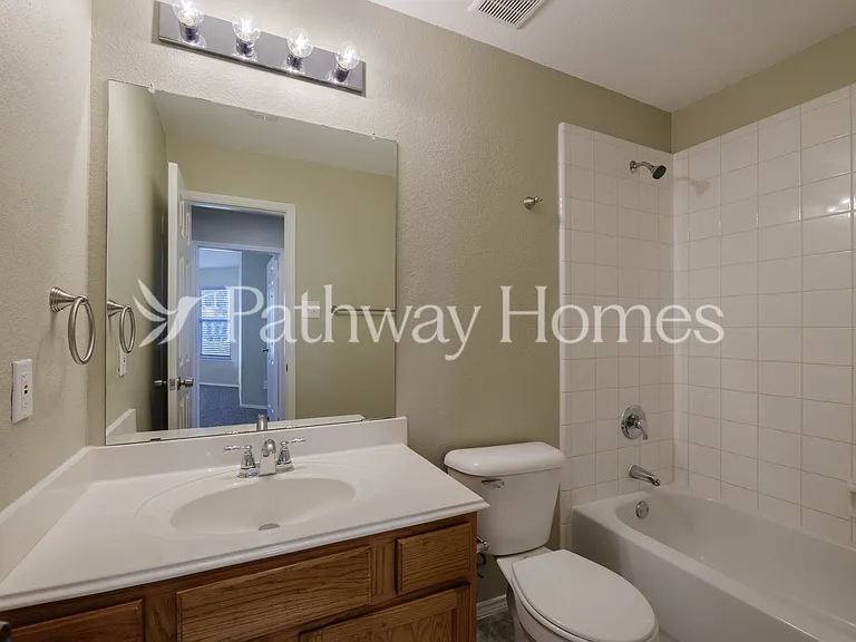 2628 Terrace Dr — Photo 16