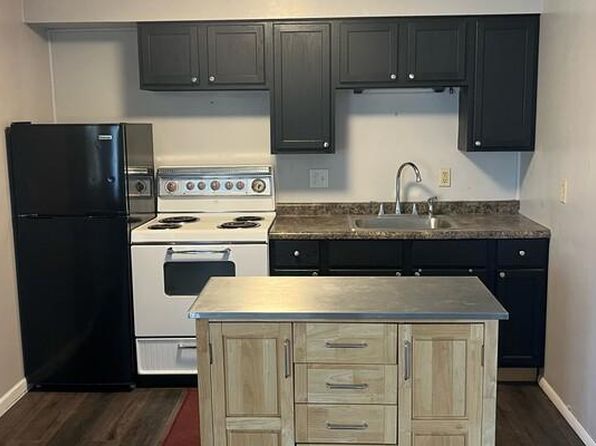 2220 E Market St #2220