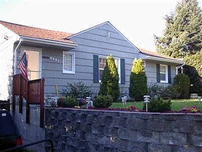 1st image of 6531 NE 182nd St