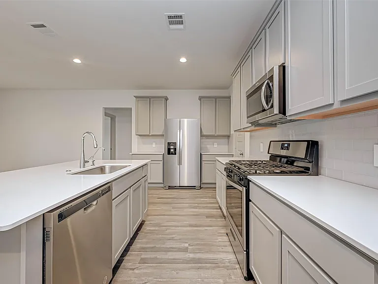 3418 Lake Landing Ln — Photo 21