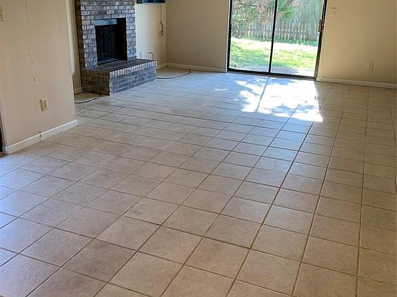 3rd image of 4136 Denton Dr