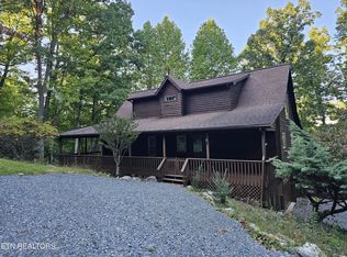 3505 Rocky Ridge Rd, Cosby, TN 37722