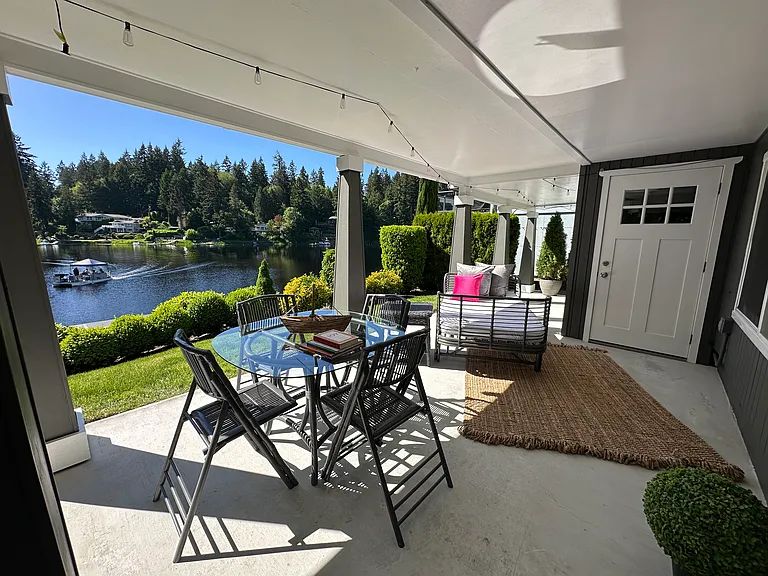 4943 Thompson Ln SE — Photo 3