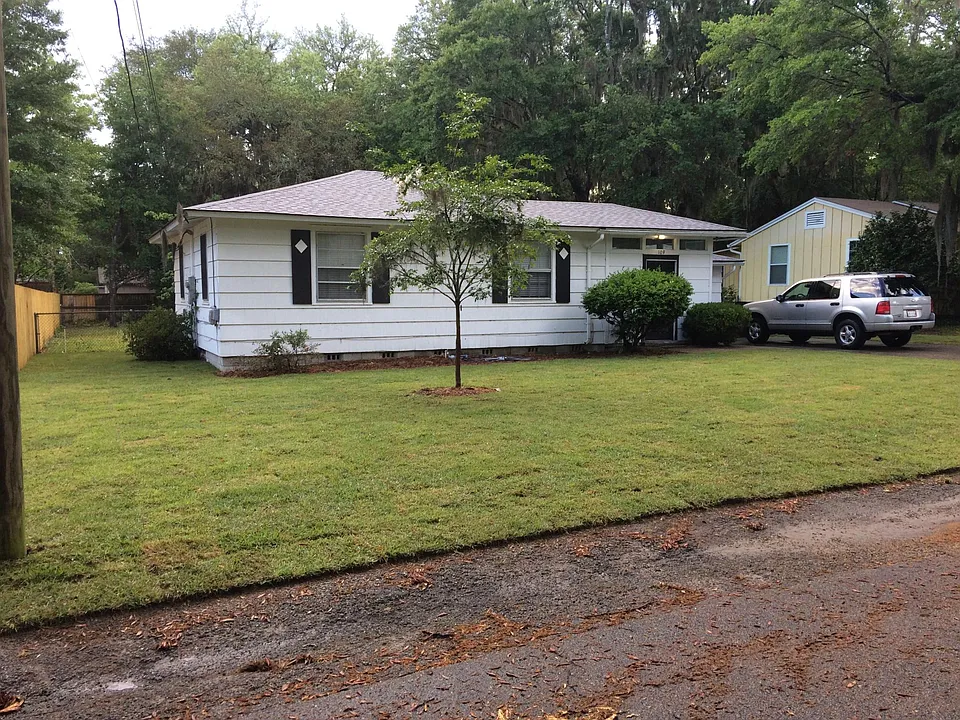 109 N Cove Ave