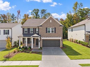 54 Mayfair St, Dawsonville, GA 30534