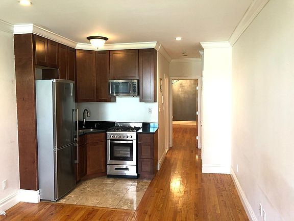 2nd image of 410 W 51st St #43