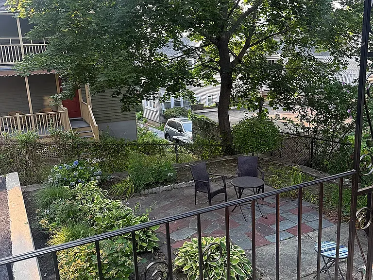 21 Hardy Ave #21 — Photo 16